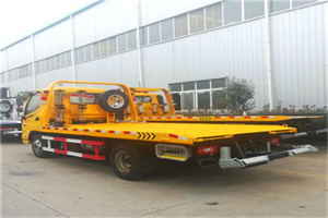 正安附近拖车救援搭电